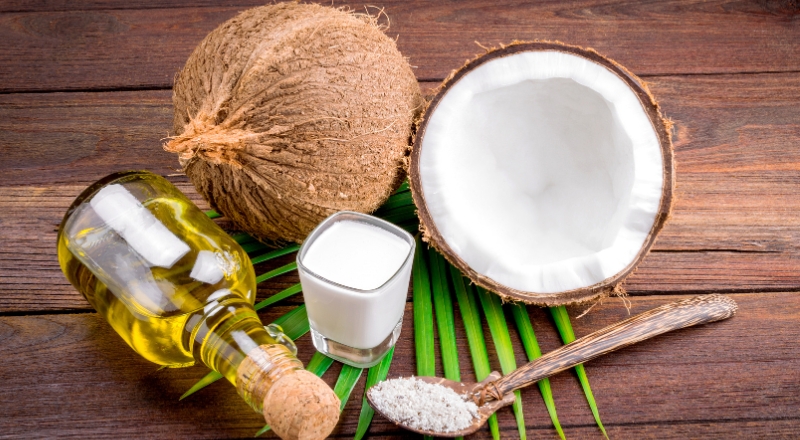 Súc miệng bằng dầu dừa: Bí quyết chăm sóc răng miệng tự nhiên hiệu quả
