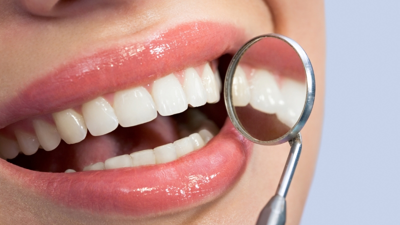 Tác dụng khi súc miệng bằng dầu dừa