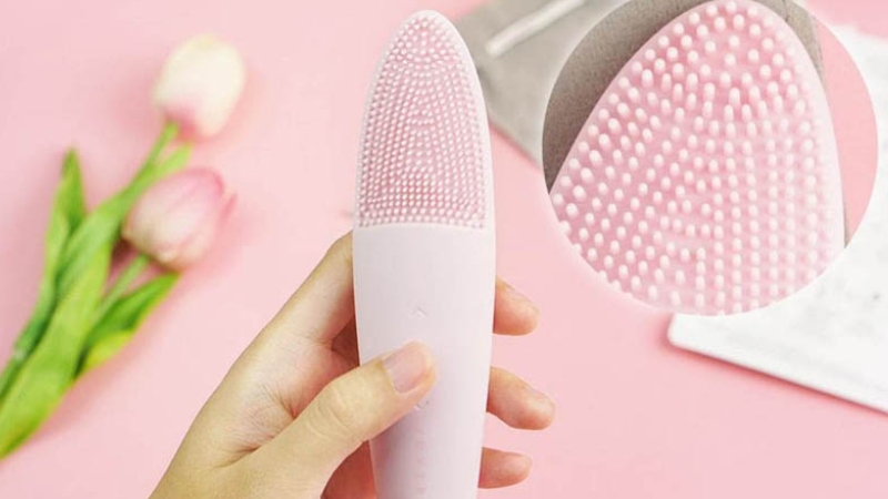 Máy rửa mặt là gì? Công dụng tuyệt vời