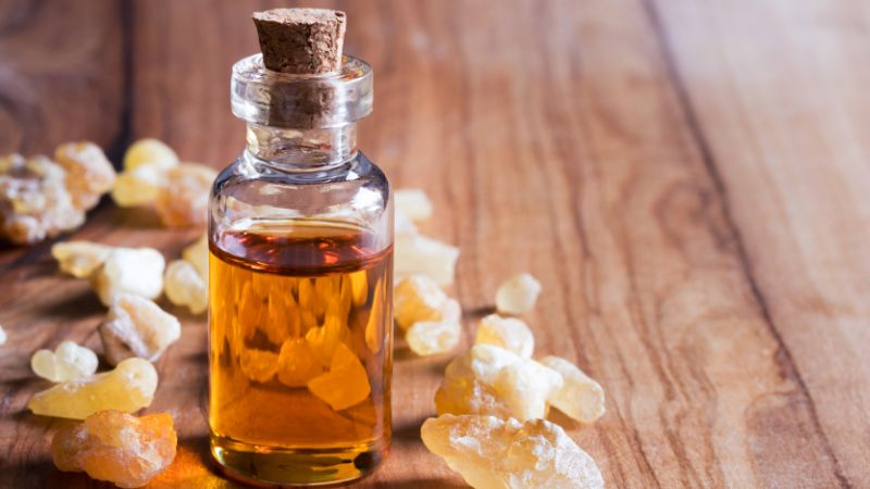 Tinh dầu Frankincense (Tinh dầu Nhũ hương) là gì?