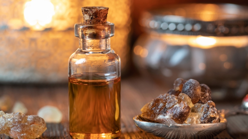Chọn tinh dầu Frankincense từ Nguyễn Bá Chemical
