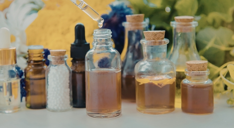 Chiết xuất thiên nhiên hỗ trợ làm sáng da an toàn và bền vững